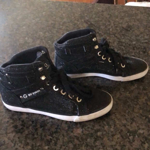 guess athletic shoes